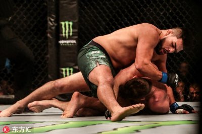 UFC格斗之夜头条主赛:盖斯特鲁姆KO比斯平 上海站完美收官